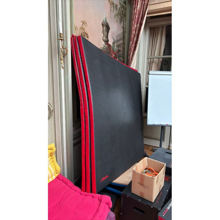 Autre accessoire en plastique (200 x 185 x 5 cm)
