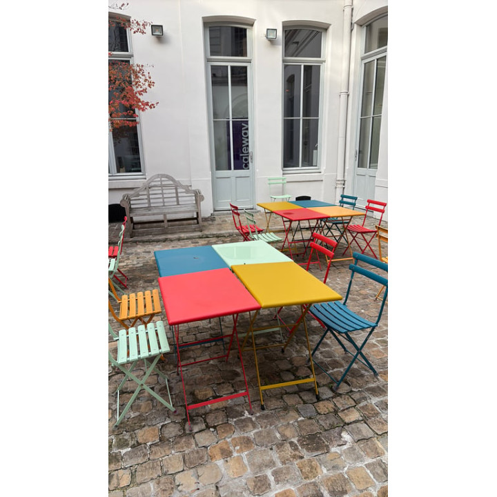 Table d'extérieur rectangulaire rabattable