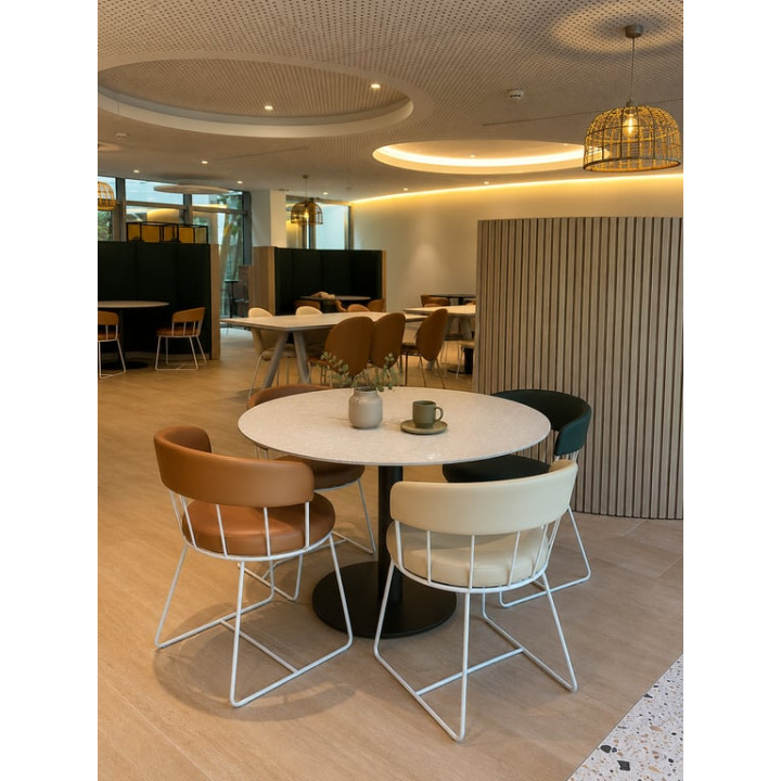 Table de cafétéria ronde en métal 4 personnes - Pedrali