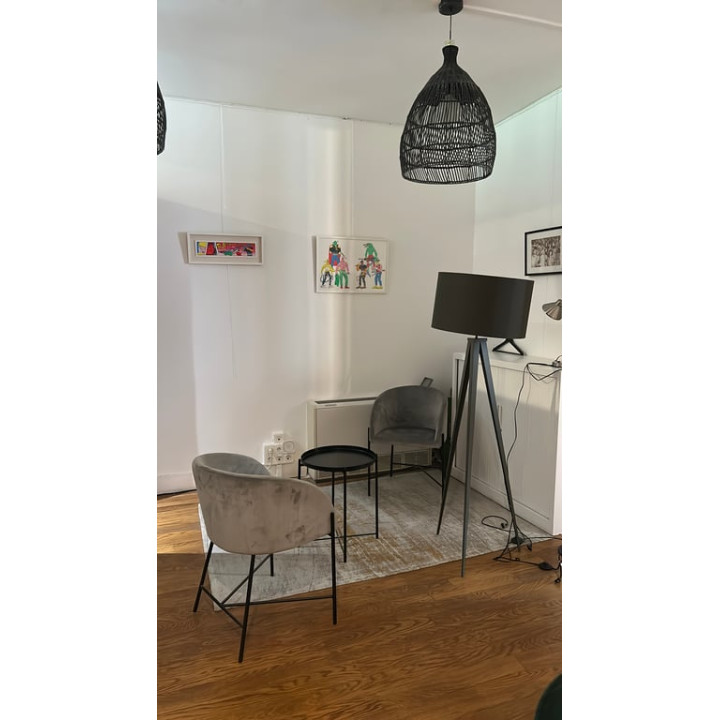 Lampe sur pied trépied