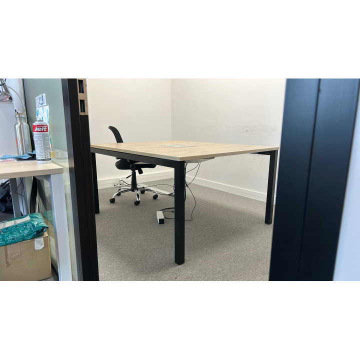 Bureau multiposte 140x142
