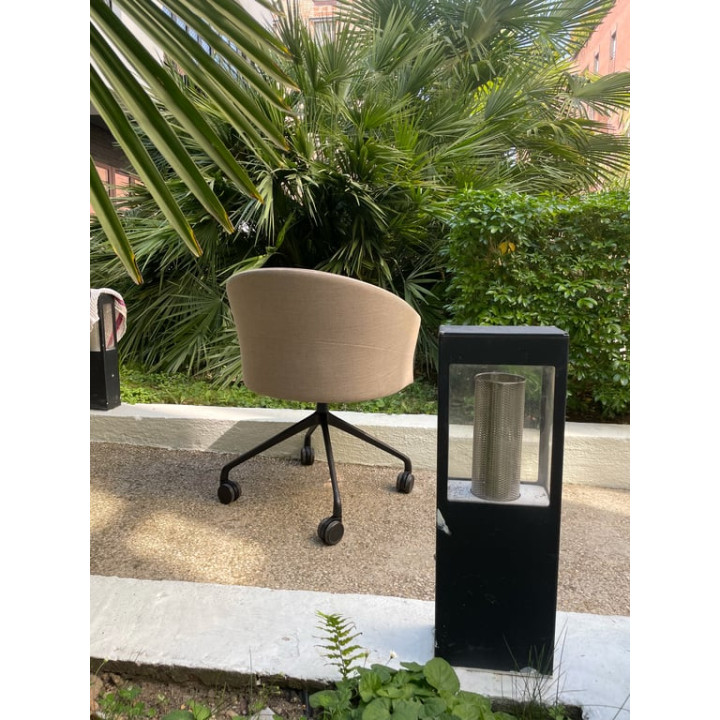 Chaise de réunion Viccarbe avec accoudoirs et roulettes