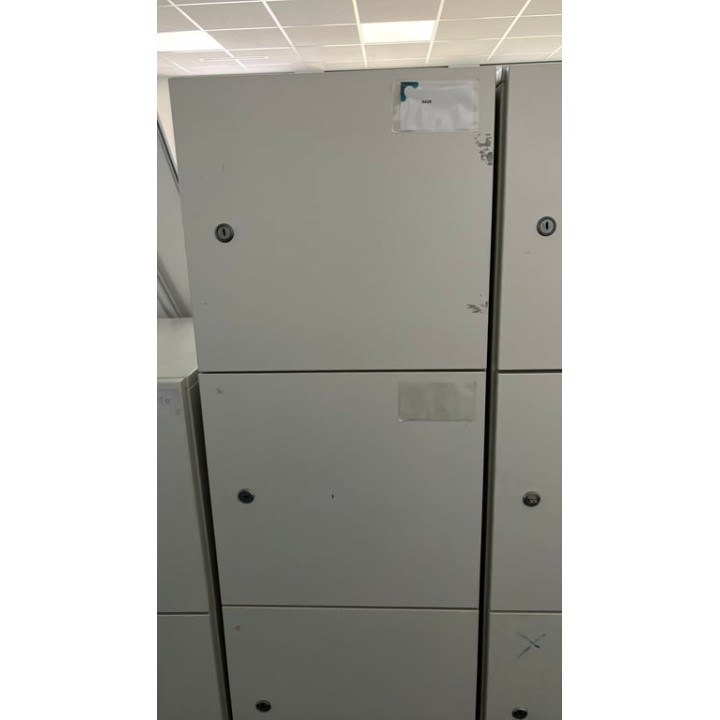 Bloc de 4 - Casier de rangement à portes battantes