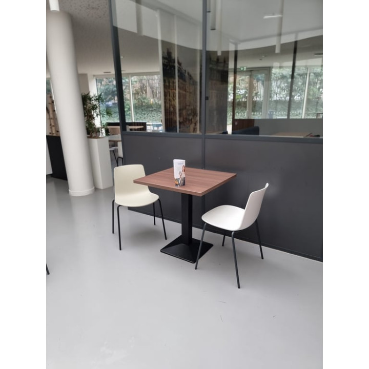 Chaise de cafétéria Enea design