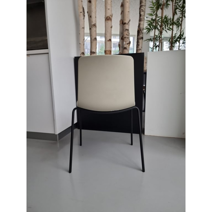 Chaise de cafétéria Enea design