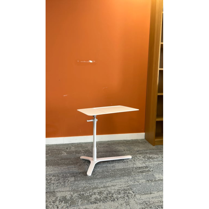 Table réglable blanche Haworth Maria