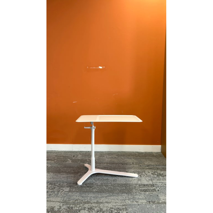 Table réglable blanche Haworth Maria