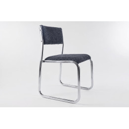 Chaise traineau en métal chromé tissu bleu