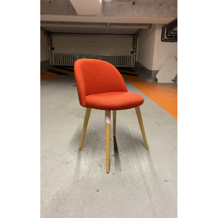 Chaise Tissu Rouge Pieds Bois