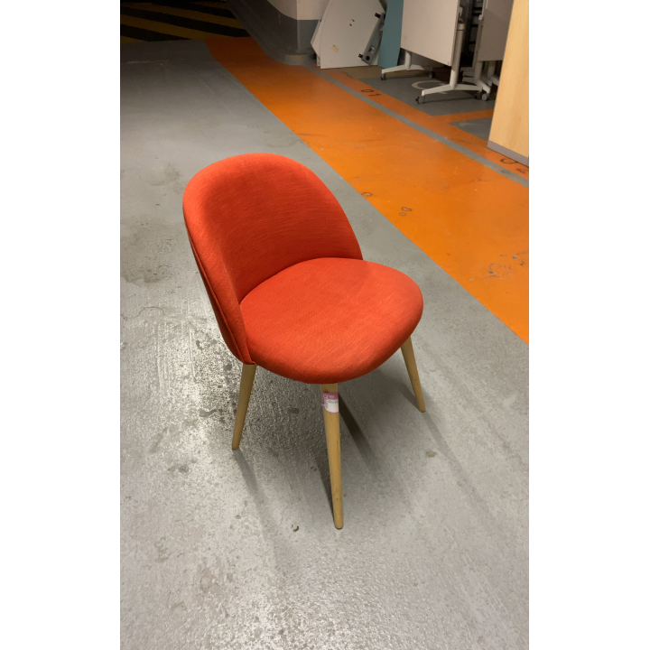 Chaise Tissu Rouge Pieds Bois