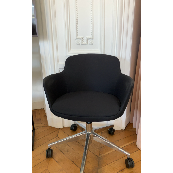 Chaise Narbutas en Tissu Noir