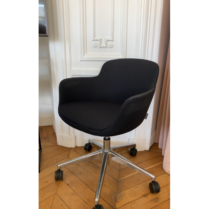Chaise Narbutas en Tissu Noir