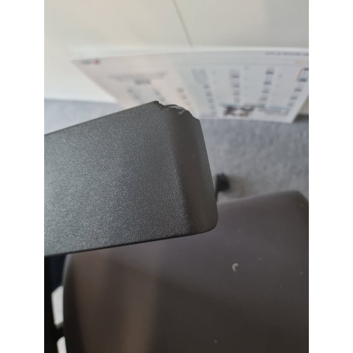 Fauteuil de bureau en résille, piètement étoile