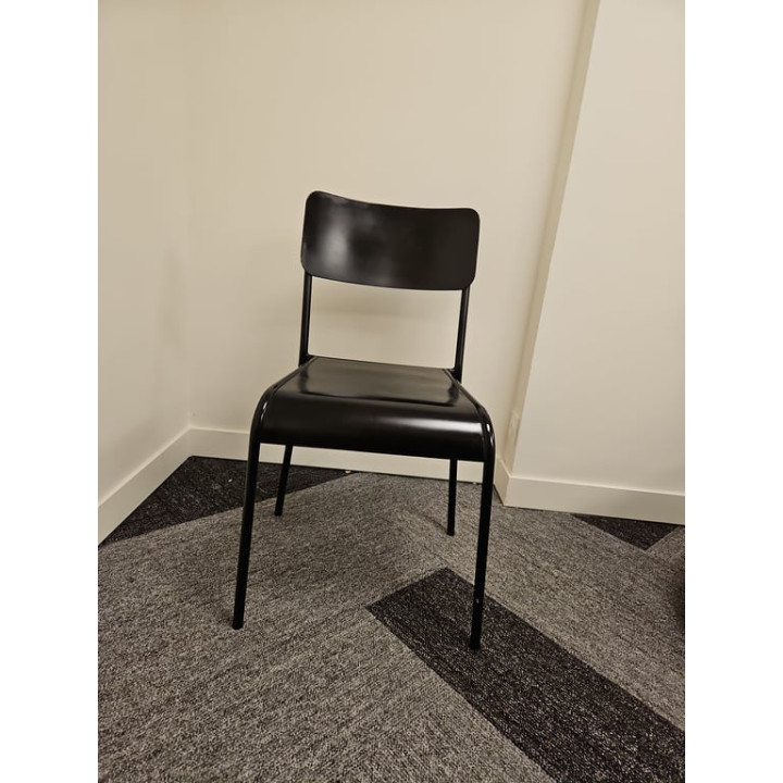Chaise de réunion en métal noire