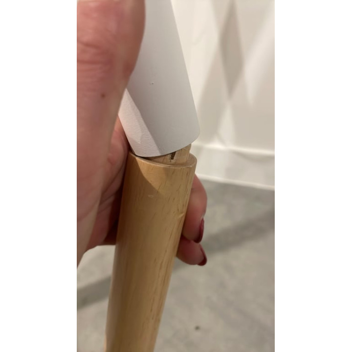 Luminaire sur pied en bois et métal