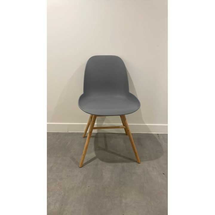 Chaise de cafétéria en plastique et bois
