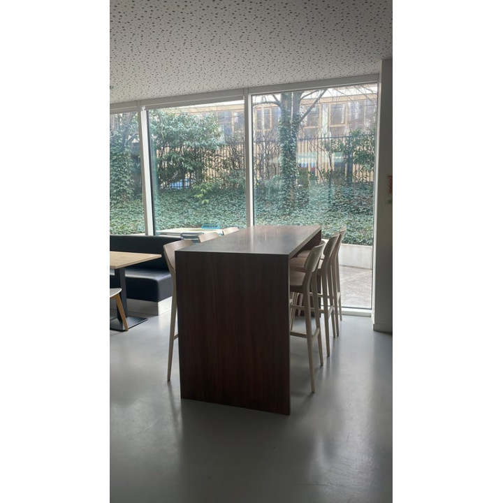 Table haute rectangulaire en chêne foncé