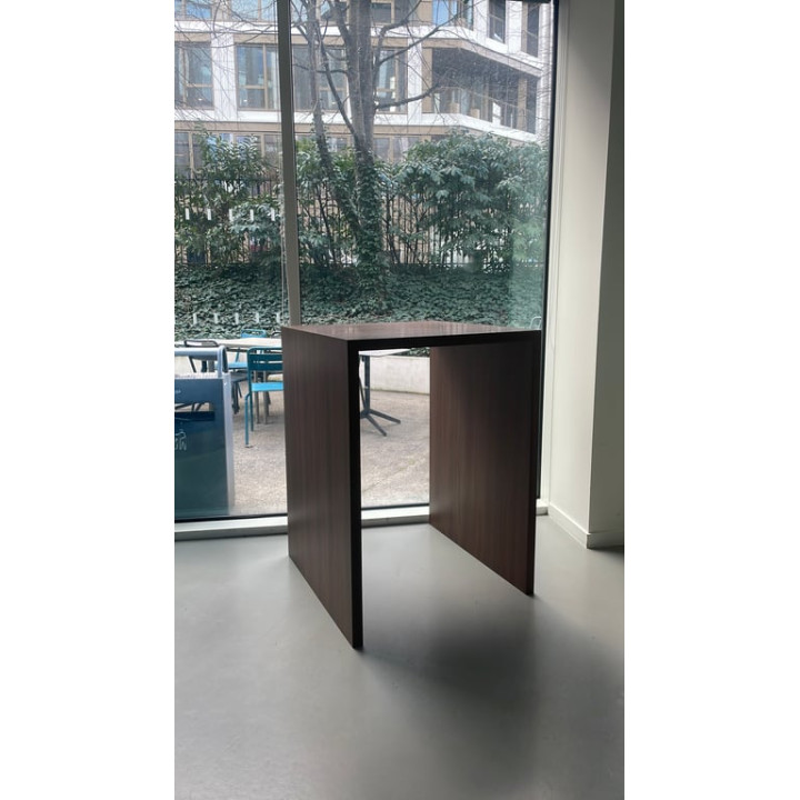 Table haute rectangulaire en bois mélaminé