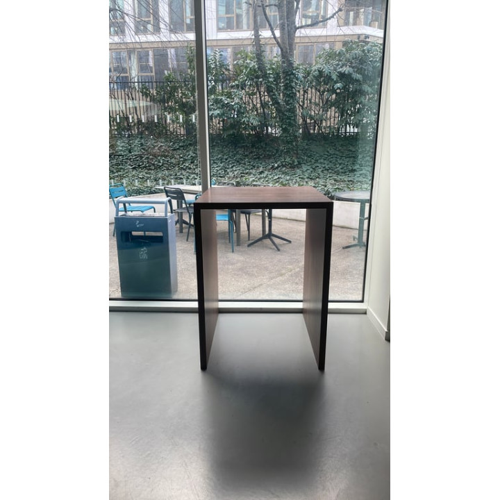 Table haute rectangulaire en bois mélaminé