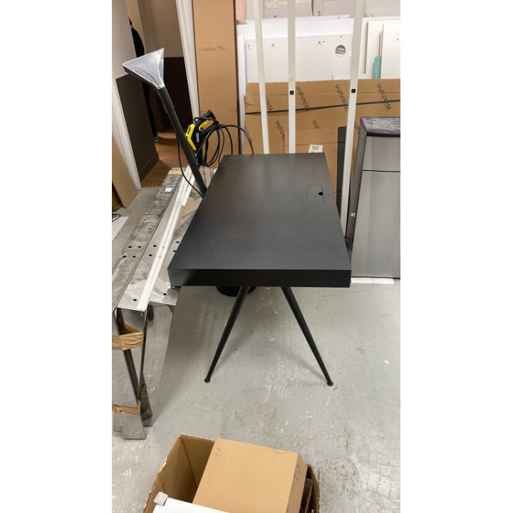 Bureau droit simple sans marque