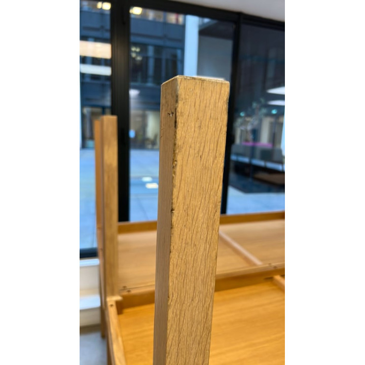 Table de réunion en bois mélaminé