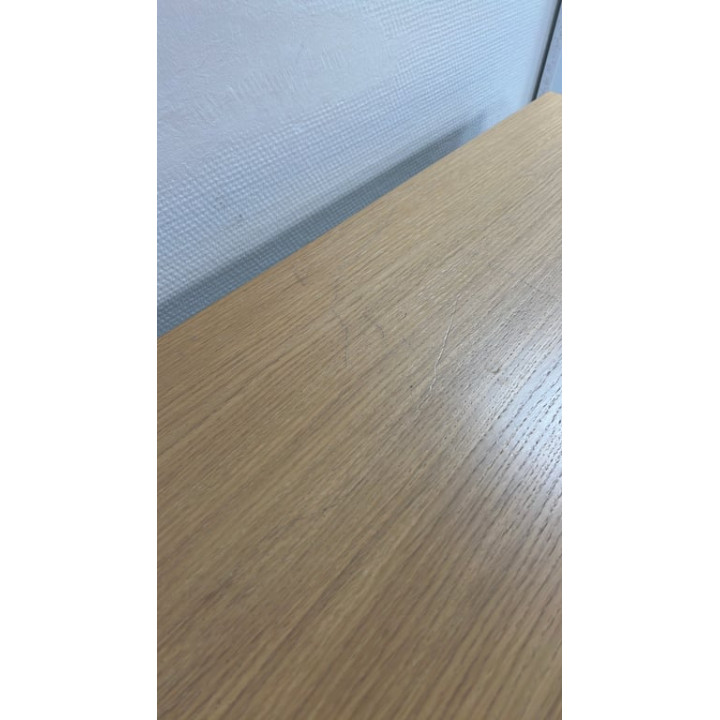 Table de réunion en bois mélaminé