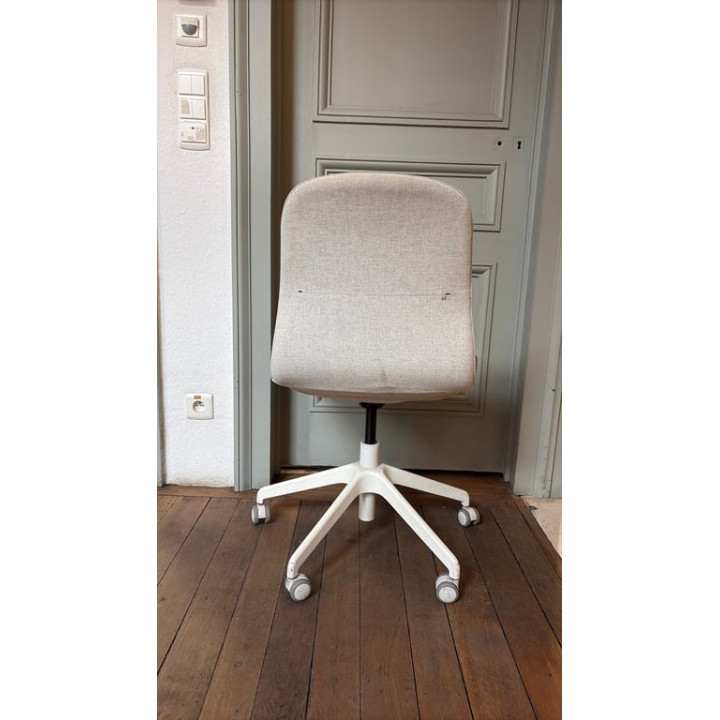 Chaise de réunion avec roulettes et rotation de l'assise