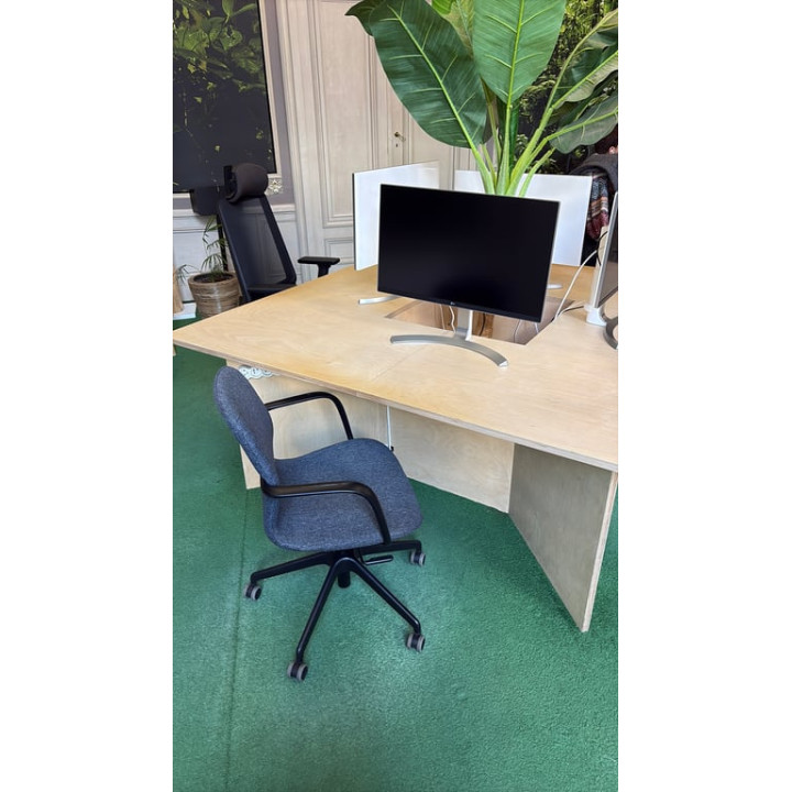 Chaise de réunion ergonomique avec roulettes et accoudoirs