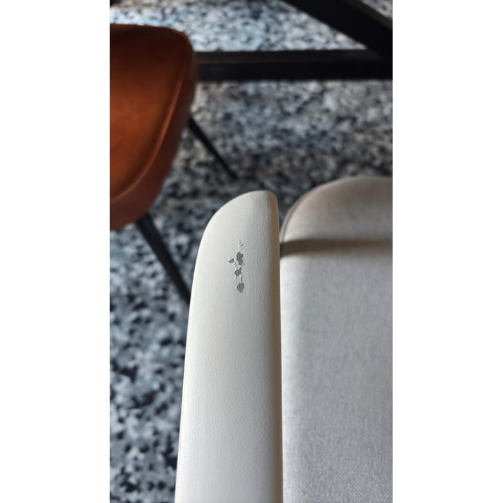 Chaise de réunion avec roulettes et accoudoirs