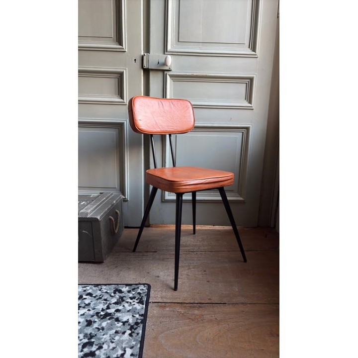 Chaise de réunion sans roulettes ni accoudoirs, dossier plein