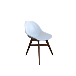 Chaise de réunion en plastique avec pieds en bois