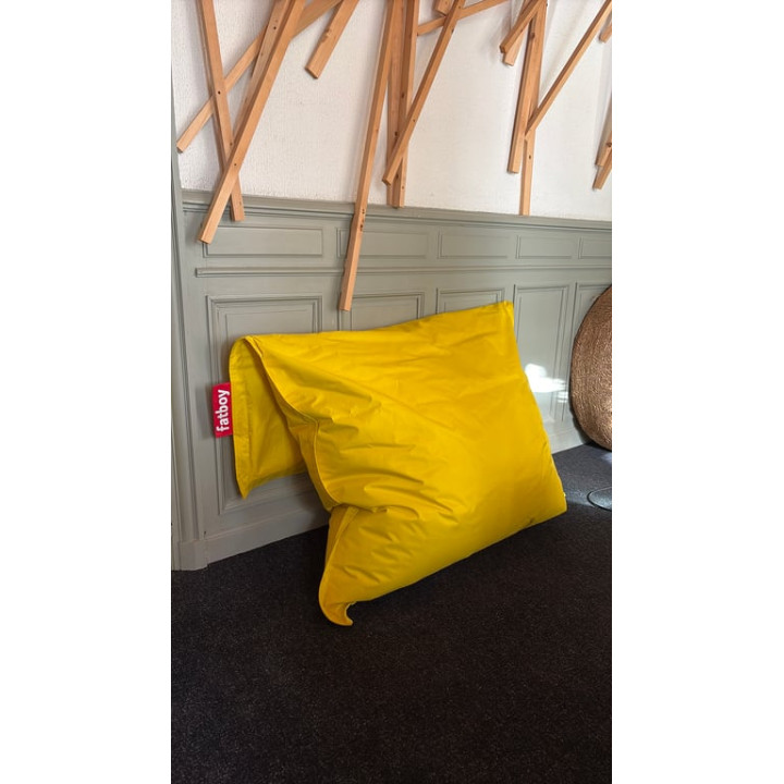 Pouf en tissu jaune