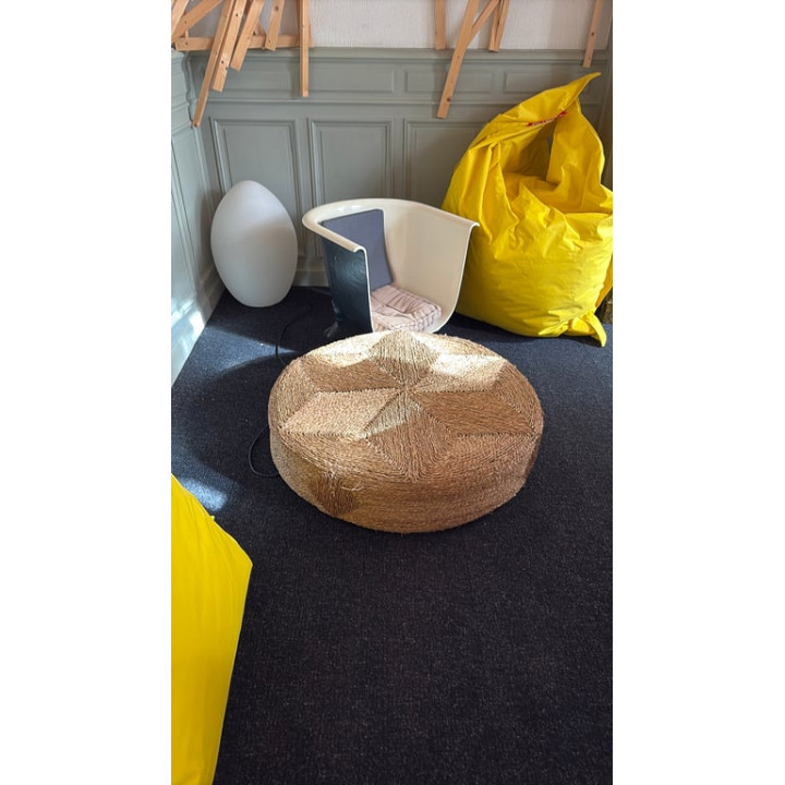 Pouf en osier avec assise large