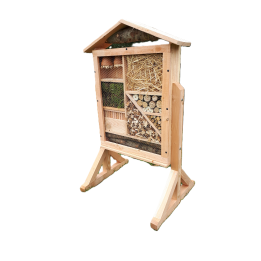 Hôtel à insectes avec pieds
